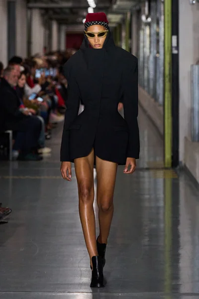 Look 51